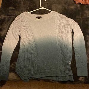 American eagle sweater, Medium